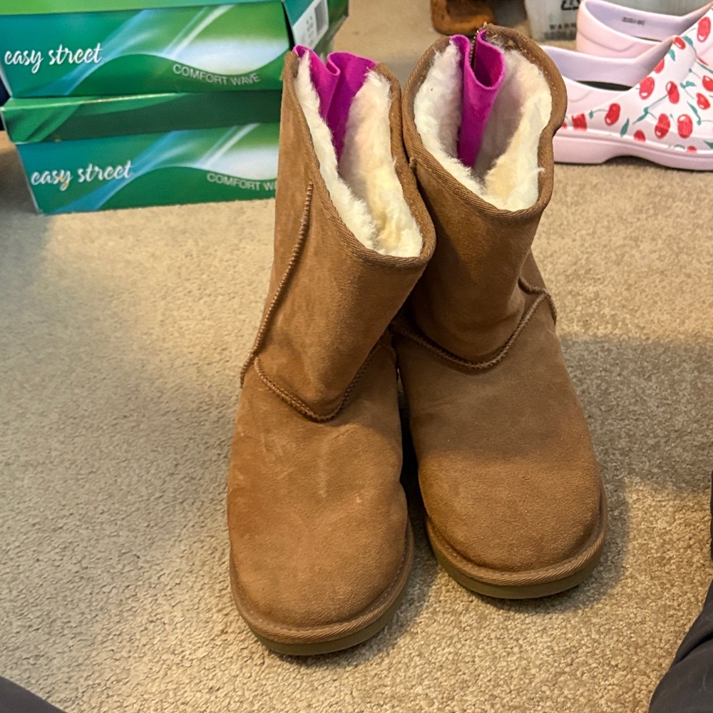 Cozy Brown Winter Boots